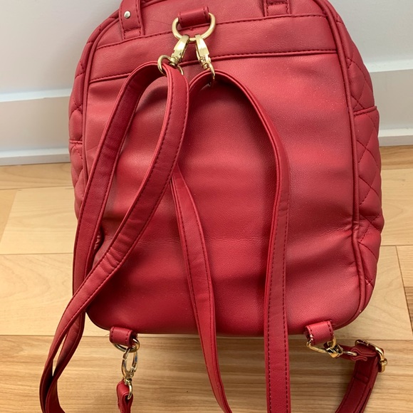 Carpisa quilted red backpack with adjustable straps - Picture 3 of 4